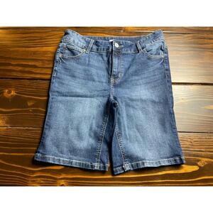 Maurices Shorts, Women's Size 32, Blue, Denim, Pockets